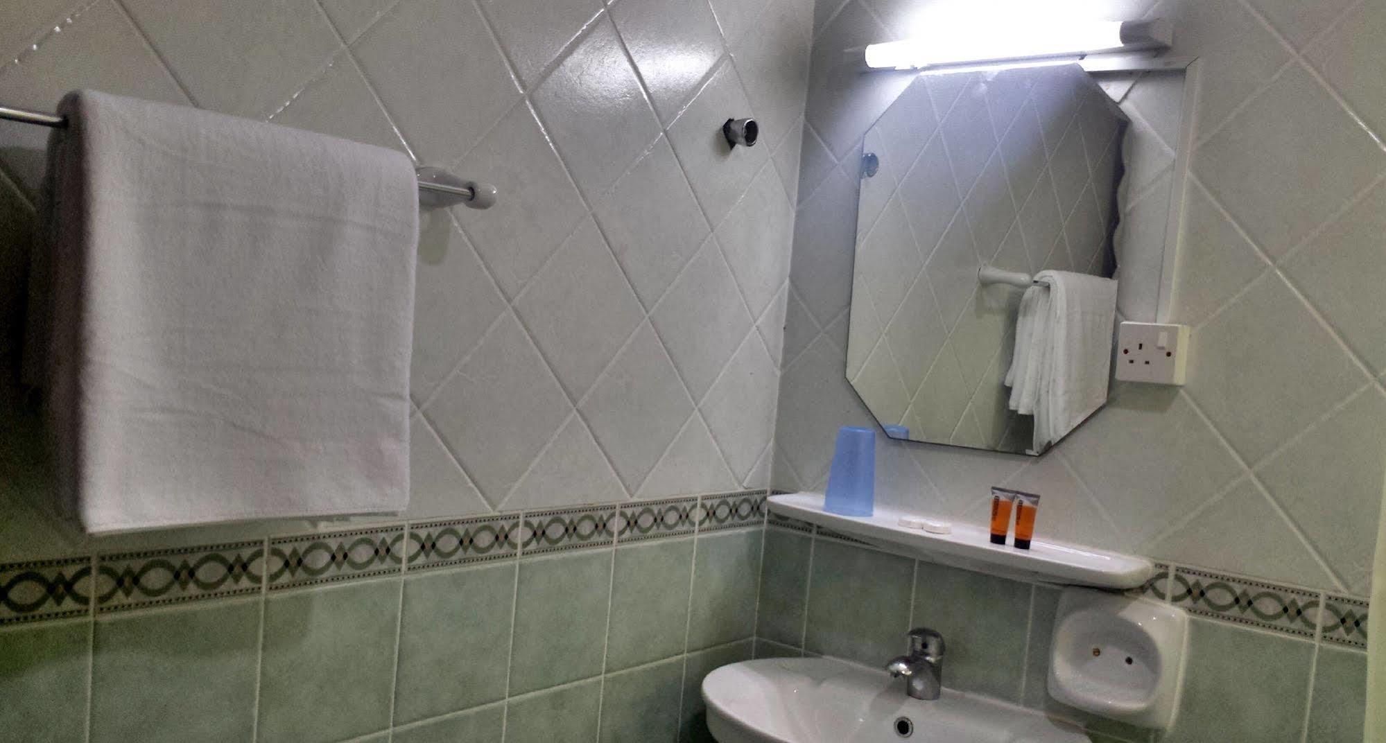 Al Barakah Hotel Шарджа Экстерьер фото