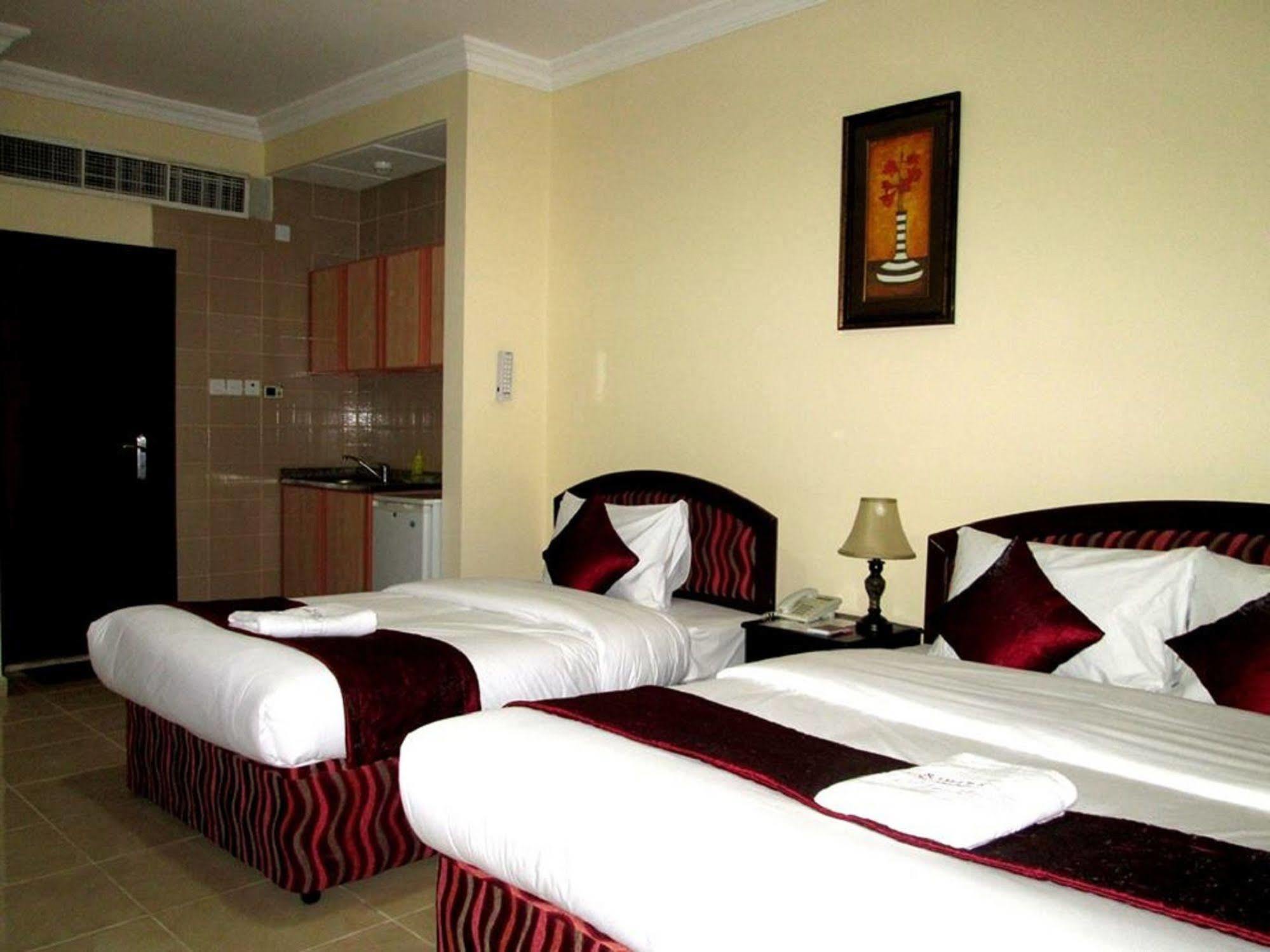 Al Barakah Hotel Шарджа Экстерьер фото